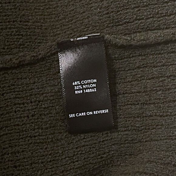 Torrid Olive Green Cold Shoulder Lace Up Long Sleeve Sweater Sz 2X - Picture 11 of 13